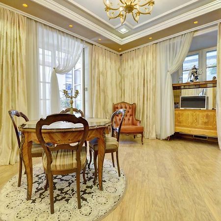 Luxury Pilies Avenue Apartment Vilnius Exterior photo